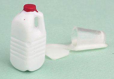 Dollhouse Miniature Spilled Milk W/1/2 Gallon Carton